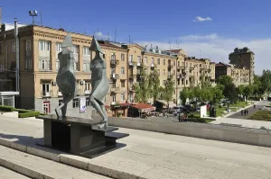 Armenian Architecture Drucke: Cascade complex at downtown Yerevan