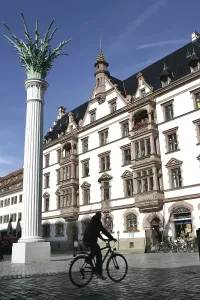 German Memorials Drucke: Column in front of the Leipzig