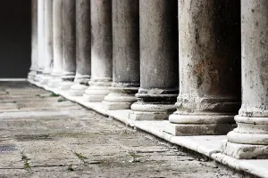 UNESCO Heritage Site Europe Drucke: Columns
