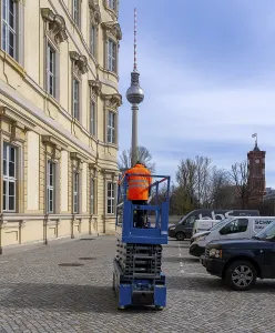 Construction Machinery Drucke: Construction worker with construction machine