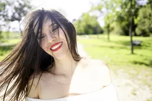 Hispanic Ethnicity Portrait Drucke: Easygoing ease