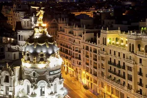 Empty City Streets Spain Drucke: Metropolis Building, Edificio Metropolis