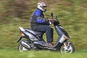 Motorcycle Helmet Drucke: Motor-roller