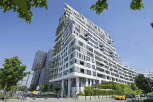 Empty Homes In Germany Drucke: New construction of Solid Home