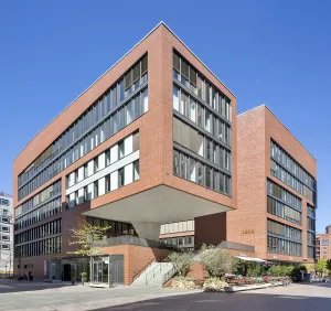 Contemporary Office Design Europe Drucke: Office and commercial building Java