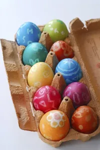 Colored Pencil Art Drucke: Painted easter egg