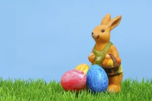 Colourful Easter Decorations Drucke: Porcelain Easter bunny and Easter eggs