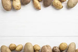 Bilder Datiert 17. Juli 2024: Kartoffeln ordneten Tisch.