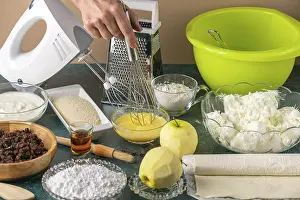 Kitchen Still Life Food Drucke: Preparation for making strudel with curd