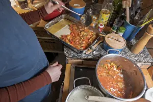 Central European Meals Drucke: Preparation of a vegetable lasagne