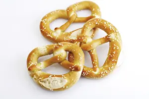 Lye Dough Pastry Drucke: Three pretzels