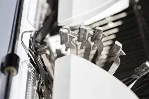 Old Typewriter Drucke: When printing quickly on an old typewriter