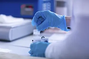 Medical Examination Process Drucke: Processing of samples in a histology laboratory