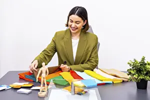Professional Image Consultant Drucke: A professional image consultant at work