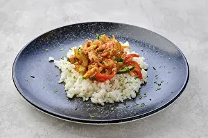 Organic Beef Cultivation Drucke: Pulled beef with steamed bell pepper