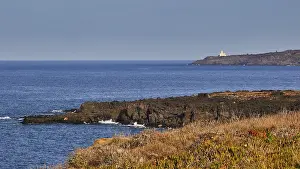Deserted Italian Landmarks Drucke: Punta Spadillo Lighthouse, in the distance