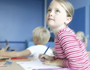 Indoor Educational Setting Drucke: Pupils in the classroom