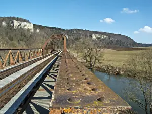 Danube River Bridge Drucke: Railway bridge over the Danube