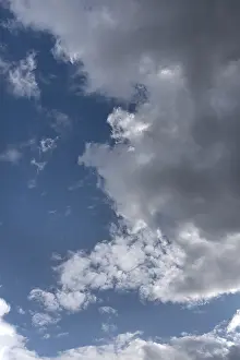 Southern Germany Sky Drucke: Rain cloud, Bavaria, Germany