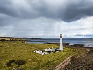 United Kingdom Drone Shots Drucke: Rain Clouds over Barns Ness Lighthouse from a drone
