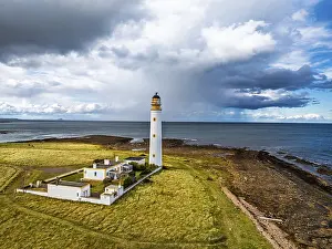 British Lighthouse Drucke: Rain Clouds over Barns Ness Lighthouse from a drone