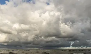 Scandinavian Coastal Scenes Drucke: Rain clouds over the North Sea
