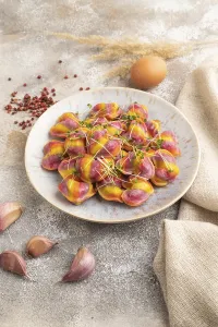 Deserted Meal Scene Drucke: Rainbow colored dumplings with pepper