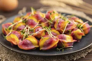 Dumpling Nutrition Facts Drucke: Rainbow colored dumplings with pepper