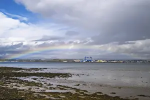 Regenbogen über Forth Estuary, Forth Bridge