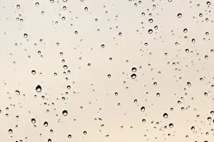 Rainy Window Drucke: A rainy window pane