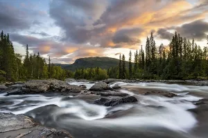 Norrbotten County Tourist Attraction Drucke: Rapids of the river Gamajahka