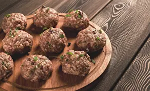 Gourmet Meat Dish Drucke: Raw meatballs, with micro greenery