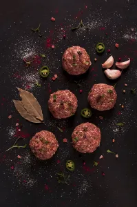 Raw Meatballs Drucke: Raw meatballs, with micro greenery