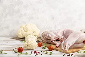 Vegetable Cabbage Images Drucke: Whole raw rabbit with cauliflower