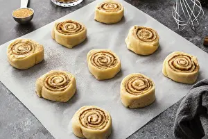 Sugar Icing Glaze Drucke: Ready bake cinnamon rolls