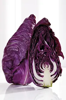 Cut Out Vegetable Images Drucke: Red pointed cabbage