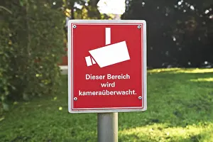 Red Warning Sign Drucke: Red warning sign with camera drawing