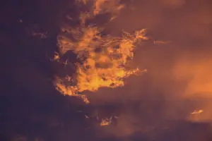 Evening Sky Germany Drucke: Reddish clouds in the evening sky