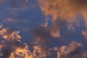 Cloudy European Landscape Drucke: Reddish clouds at sunset, Bavaria, Germany
