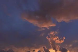 Southern Germany Photography Drucke: Reddish clouds at sunset, Bavaria, Germany