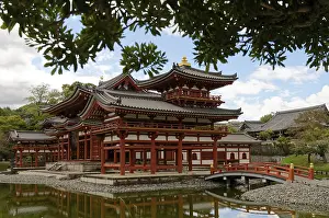 Buddhist Temple Japan Drucke: Reflection, bridge, Phoenix Hall