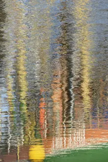 Lower Saxony Photography Drucke: Reflection, colourful reflections on the water surface