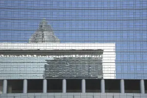 Glass Building Architecture Drucke: Reflection of Messeturm and Pollux at Castor