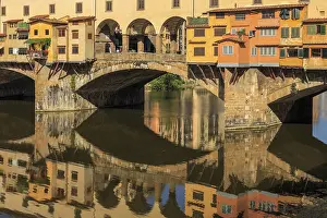 Florence Italy Tourist Attraction Drucke: Reflection of the Ponte Vecchio in the Arno