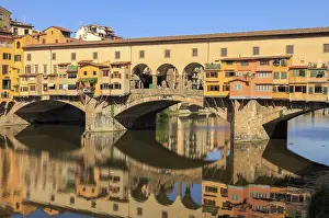 Florence Italy Tourist Attraction Drucke: Reflection of the Ponte Vecchio in the Arno