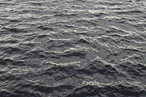 Uninhabited German Landscape Drucke: Reflection, reflections on the undulating water surface