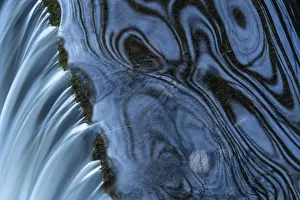 Nordic Reflections Drucke: Reflection in a stream, Ostersund