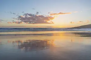 South Island Coastal Landscape Drucke: Reflection, sunset over the sea