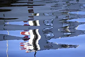 Abstract Water Reflection Drucke: Reflection in water