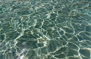 Wavy Water Surface Drucke: Reflections, light reflection in the sea